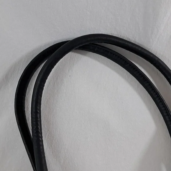 Kenneth Cole REACTION Oversized Leather Tote 🖤 | Unisex Zip-Top Laptop Bag | - Picture 6 of 10